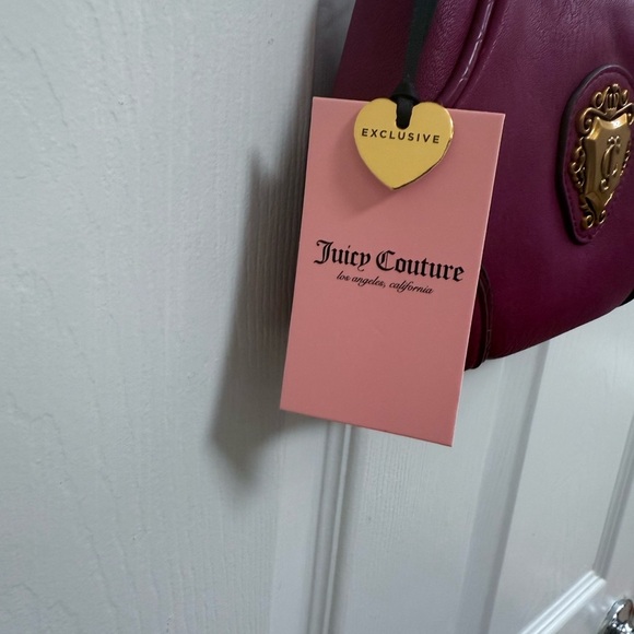 NWT Juicy Couture Juicy Romance Convertible Shoulder Bag/Wristlet in Plum Berry - Picture 2 of 4